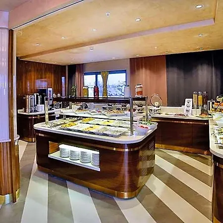 Beethoven Premium Hotel 4*