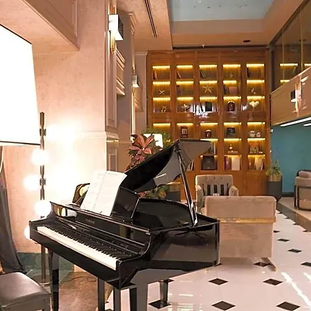 Beethoven Premium Hotel 4*